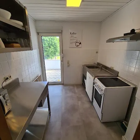 Apartment Monteurunterkunft Mit Terrasse In